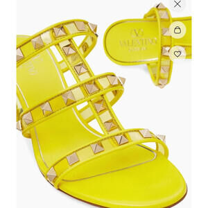 $1150 VALENTINO Garavani Platinum Rockstud Open Toe Plexi Heel Sandals Size 42